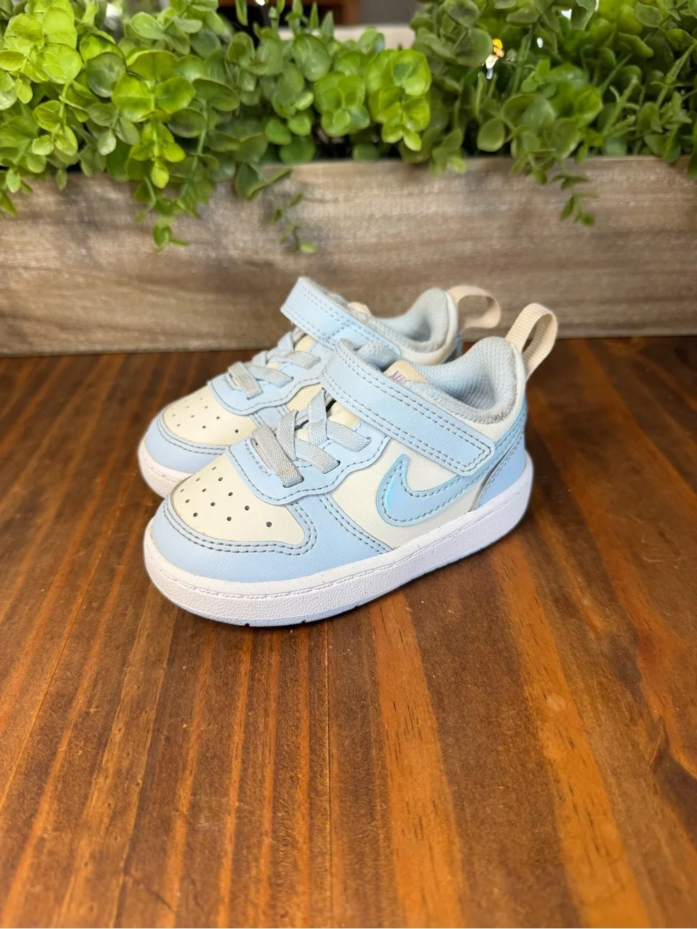 Nike Kids Light Blue and Cream Hook-and-Loop Sneakers
